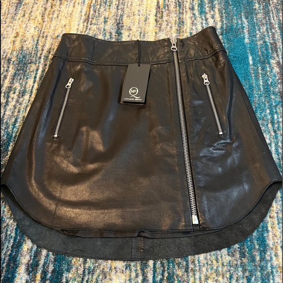 Alexander McQueen Leather Zip Biker Skirt - Picture 3 of 10